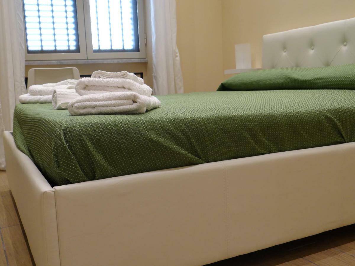 Montecarlo Palace Bed and Breakfast Παλέρμο Εξωτερικό φωτογραφία