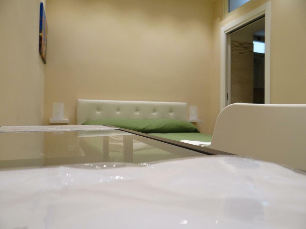 Montecarlo Palace Bed and Breakfast Παλέρμο Εξωτερικό φωτογραφία